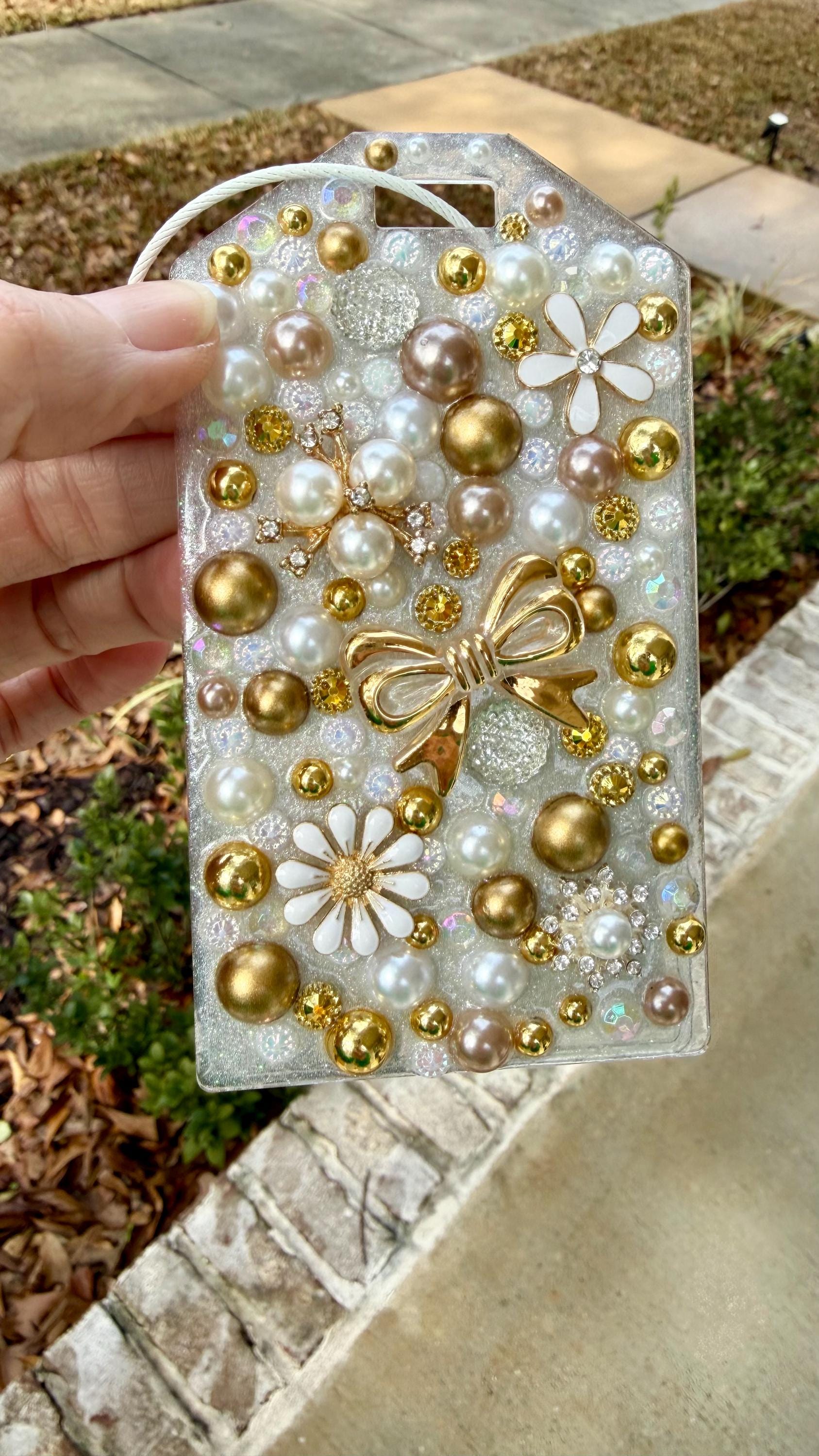 Glam Pearl & Floral Beaded Luggage Tag